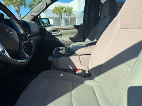 Used 2023 Chevrolet Silverado 1500 LT Trail Boss w/ Protection Package image 8