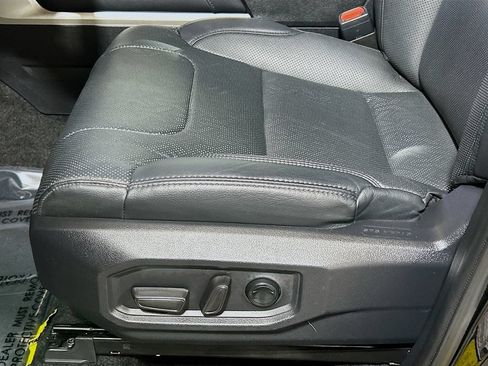 Used 2023 Toyota Tundra Limited w/ Power Package AWD/4WD image 17