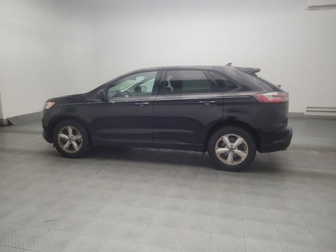 Used 2020 Ford Edge SE FWD image 3