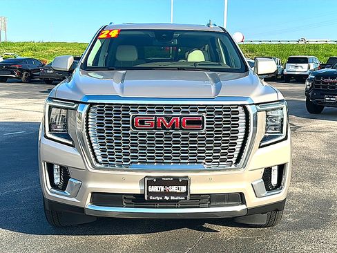 Used 2024 GMC Yukon Denali RWD image 11