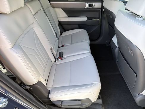 New 2026 Hyundai Santa Fe SEL FWD image 17