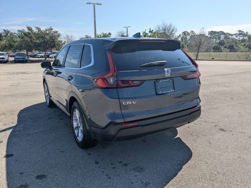 Used 2024 Honda CR-V EX image 7