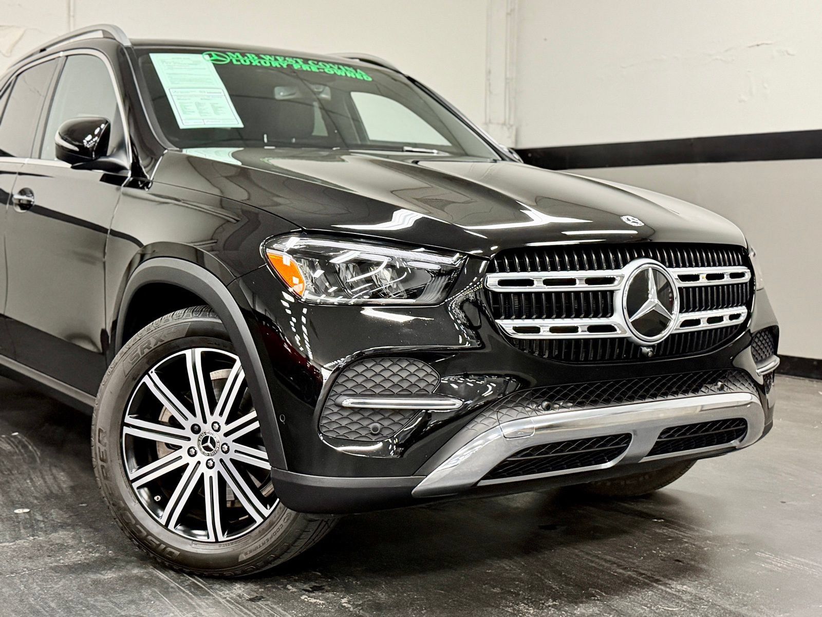 Used 2026 Mercedes-Benz GLE 350 4MATIC image 3