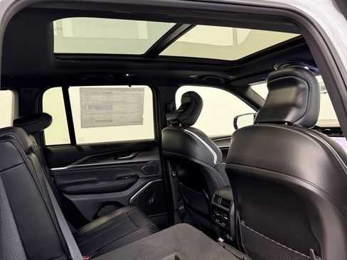 New 2025 Jeep Grand Cherokee Overland w/ Adv Protech Group III image 12