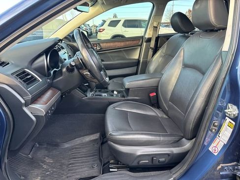 Used 2019 Subaru Outback 3.6R Limited w/ Popular Package #2 image 9