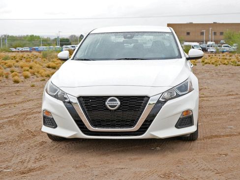 Used 2021 Nissan Altima 2.5 S FWD image 3