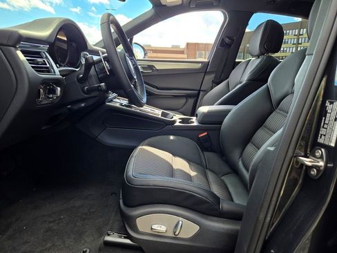 New 2026 Porsche Macan Turbo image 20