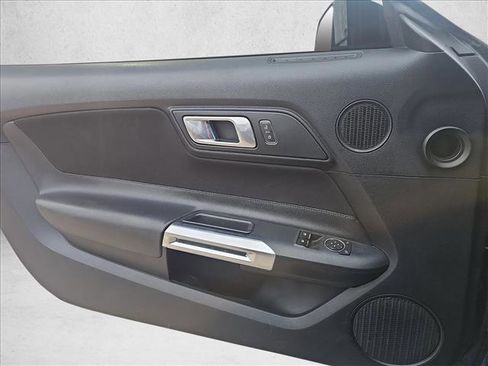 Used 2019 Ford Mustang GT w/ Equipment Group 301A image 9