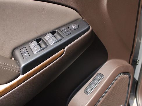 Used 2019 GMC Yukon XL Denali w/ Denali Ultimate Package image 17