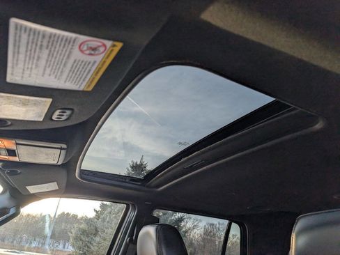 Used 2016 Ford Expedition EL Platinum image 19