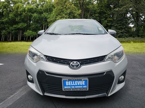 Used 2016 Toyota Corolla S FWD image 2