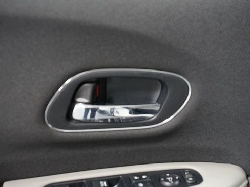 Used 2022 Honda HR-V EX image 30