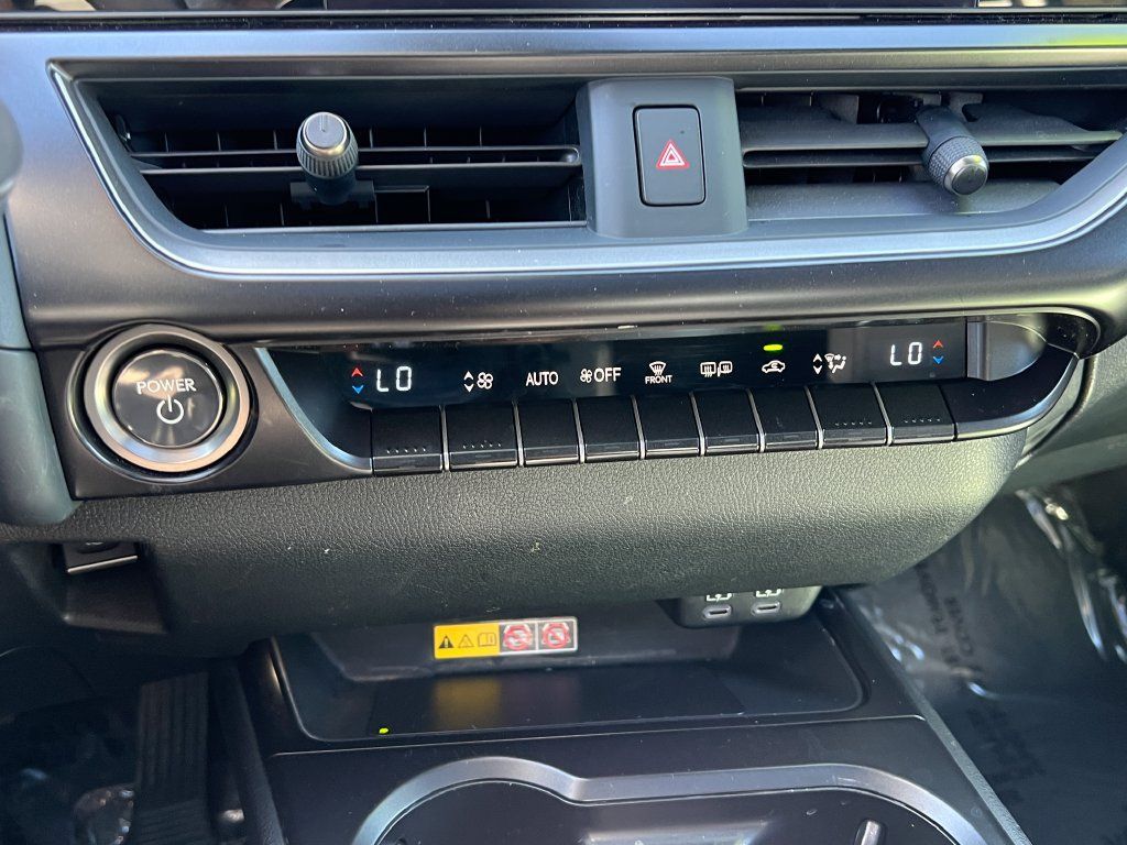 Used 2024 Lexus UX 250h F Sport FWD image 34