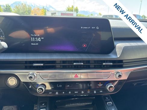 Used 2024 Kia Telluride SX Prestige AWD/4WD image 28