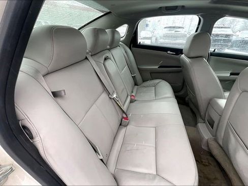 Used 2007 Chevrolet Impala SS w/ Convenience Package image 28