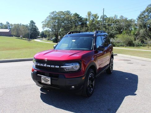 New 2025 Ford Bronco Sport Outer Banks w/ Outer Banks Tech Package+ image 8