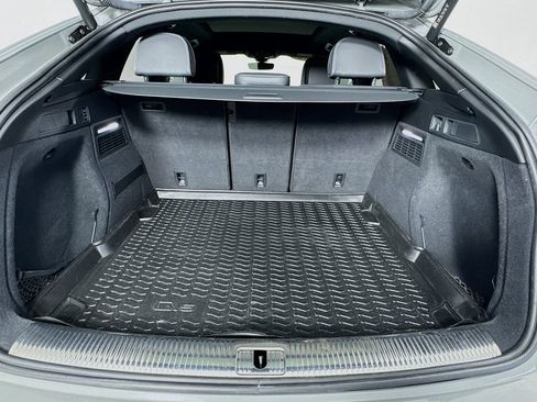 Used 2022 Audi SQ5 Prestige image 28