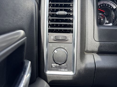 Used 2022 RAM 1500 Classic Warlock w/ Electronics Group image 18