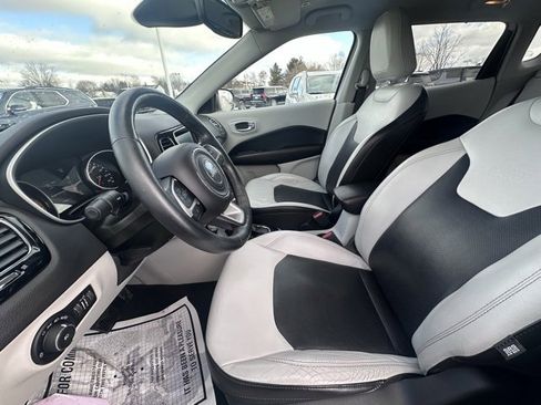 Used 2018 Jeep Compass Limited image 12