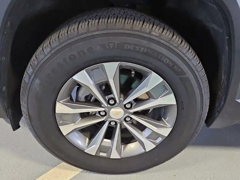 Used 2025 Chevrolet Equinox LT FWD image 11
