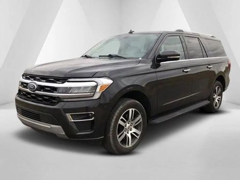 Used 2024 Ford Expedition Max Limited image 3