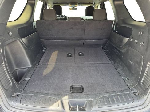 Used 2023 Dodge Durango SXT RWD image 10