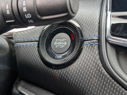 New 2025 Jeep Compass Latitude w/ Sun & Sound Group image 20