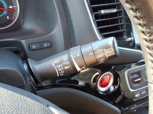 Used 2019 Honda Pilot Touring image 22