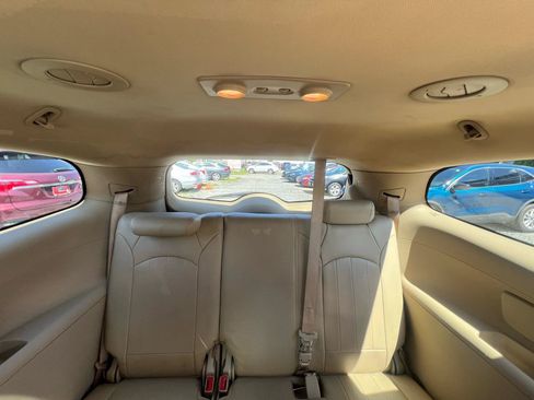Used 2011 Buick Enclave CXL AWD/4WD image 28