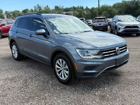 Used 2019 Volkswagen Tiguan SE w/ 3rd Row Seat Package AWD/4WD image 8