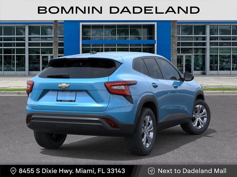 New 2026 Chevrolet Trax LS image 4