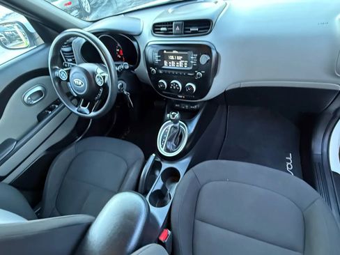 Used 2018 Kia Soul image 33