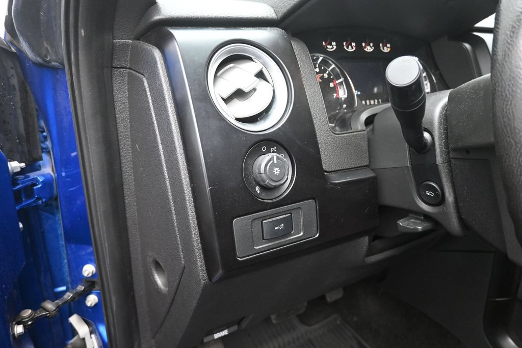 Used 2014 Ford F150 FX4 w/ Equipment Group 402A Luxury AWD/4WD image 13