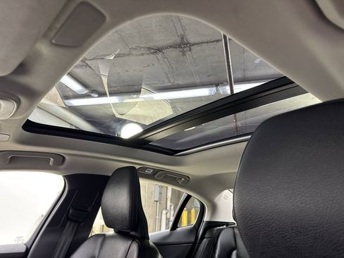 Used 2024 Volvo S60 B5 Plus image 28