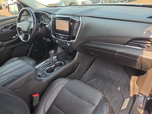Used 2020 Chevrolet Traverse Premier w/ Redline Edition AWD/4WD image 17