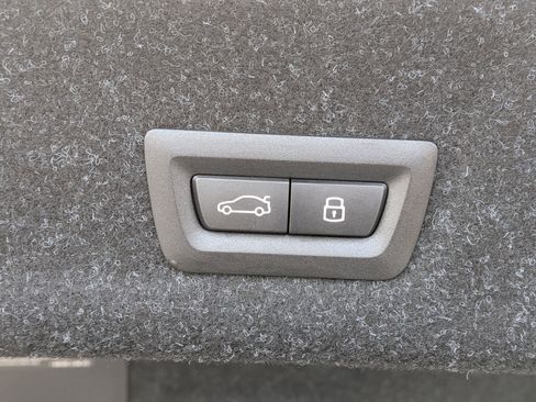 New 2026 BMW 330i xDrive Sedan w/ M Sport Package image 34