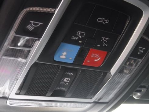 Used 2025 RAM 1500 Laramie w/ Sport Appearance Package image 37