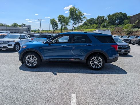 Certified 2020 Ford Explorer Limited AWD/4WD image 3