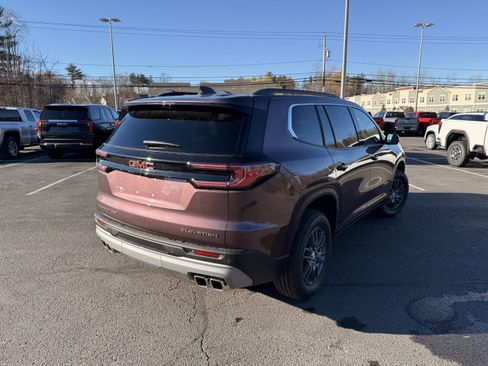 New 2026 GMC Acadia Elevation image 5