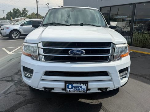 Used 2017 Ford Expedition EL XLT w/ Equipment Group 202A AWD/4WD image 8