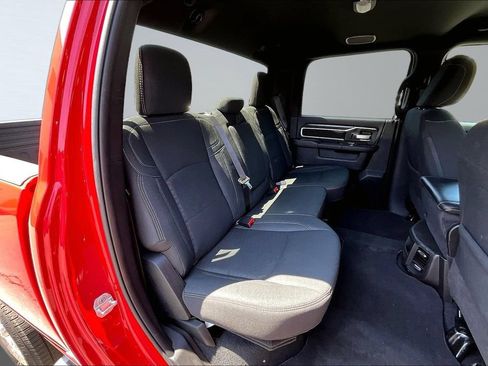 Certified 2026 RAM 2500 Big Horn AWD/4WD image 18