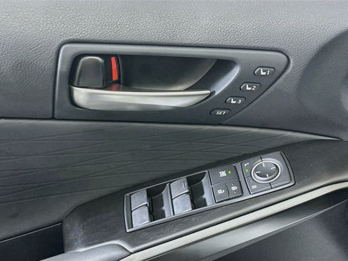 Used 2023 Lexus IS 300 w/ Premium Package RWD image 15