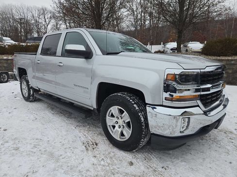 Used 2018 Chevrolet Silverado 1500 LT w/ All Star Edition image 49