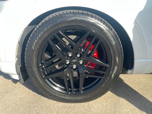 Used 2025 Ford Explorer ST w/ Sun And Sound Package image 26