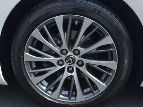Used 2019 Lexus ES 350 w/ Premium Package FWD image 54