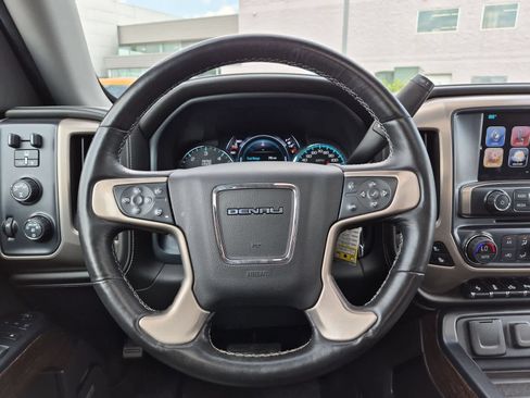 Used 2018 GMC Sierra 1500 Denali w/ Denali Ultimate Package AWD/4WD image 24