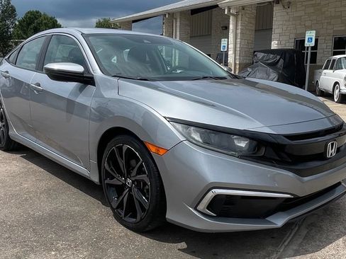 Used 2019 Honda Civic LX image 2