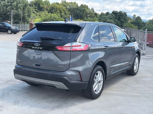 Certified 2024 Ford Edge SEL AWD/4WD image 3