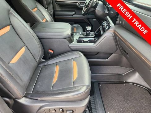 Used 2023 GMC Sierra 1500 AT4 w/ AT4 Premium Package AWD/4WD image 13