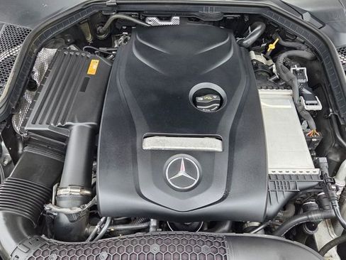 Used 2018 Mercedes-Benz C 300 C 300 image 26